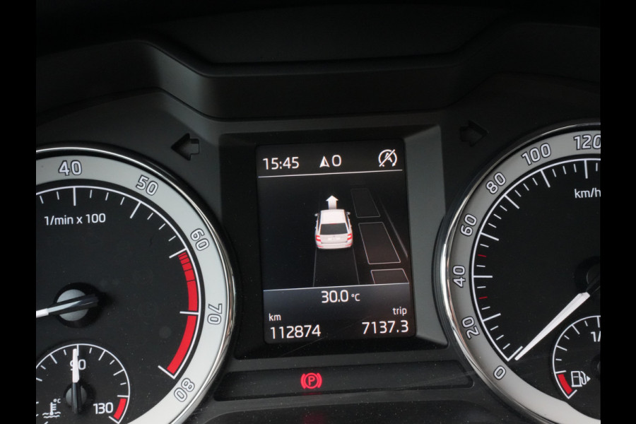 Škoda Octavia Combi 1.5 TSI Greentech Style Business | Navigatie | Climate Control | Led | Stoelverwarming