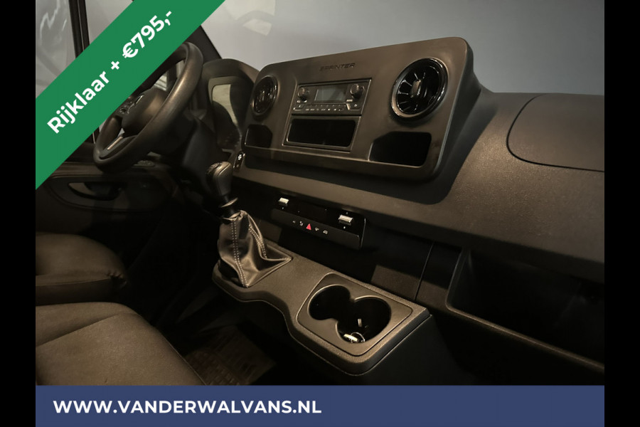 Mercedes-Benz Sprinter 315 CDI 150pk L3H2 Euro6 *Rijklaar* Airco | Camera | Cruisecontrol | Stoelverwarming 270 Graden achterdeuren, Bijrijdersbank