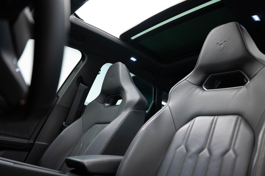 CUPRA Formentor 1.4 e-Hybrid Performance |Pano|Memory|Carplay|Trekhaak|