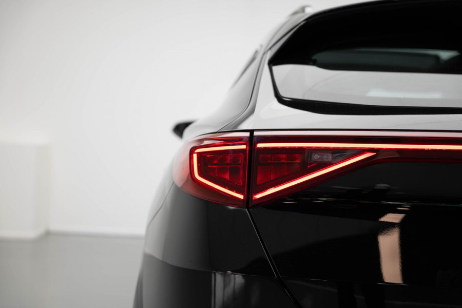 CUPRA Formentor 1.4 e-Hybrid Performance |Pano|Memory|Carplay|Trekhaak|