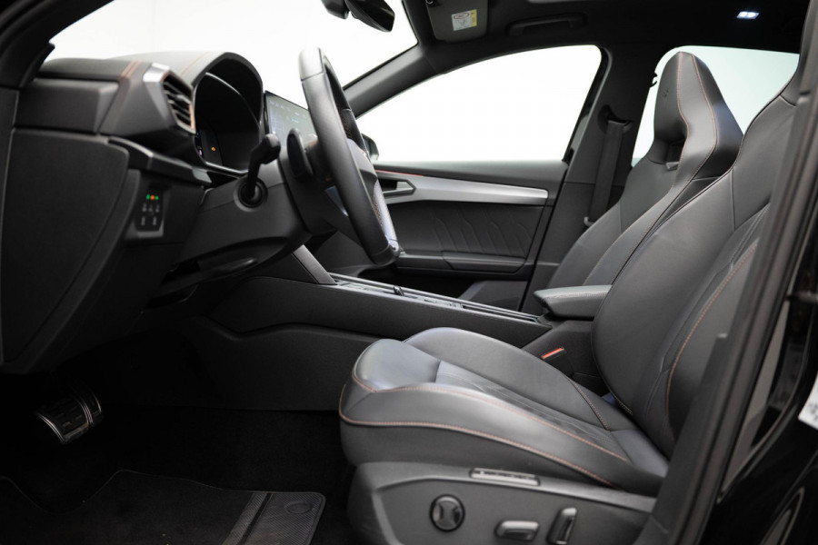 CUPRA Formentor 1.4 e-Hybrid Performance |Pano|Memory|Carplay|Trekhaak|