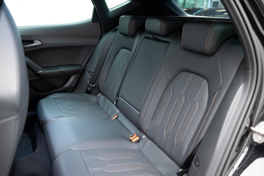 CUPRA Formentor 1.4 e-Hybrid Performance |Pano|Memory|Carplay|Trekhaak|
