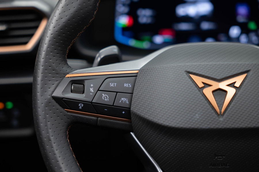 CUPRA Formentor 1.4 e-Hybrid Performance |Pano|Memory|Carplay|Trekhaak|