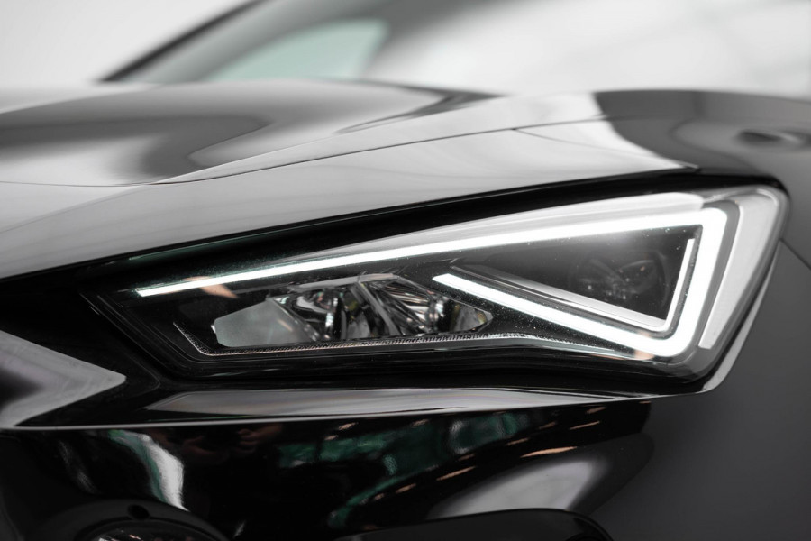 CUPRA Formentor 1.4 e-Hybrid Performance |Pano|Memory|Carplay|Trekhaak|