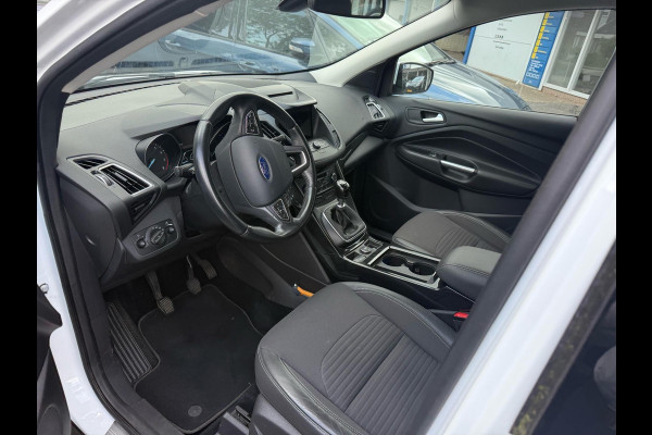 Ford Kuga 1.5 EcoBoost Titanium 120pk Trekhaak | Achteruitrijcamera | Cruise control | Apple Carplay / Android auto | Dealer onderhouden
