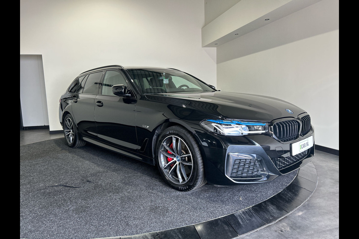 BMW 5 Serie Touring 530e Business Edition Plus | M-sport pakket | Parking pack | Connected pack professional BMW 5 Serie Touring 530e Business Edition Plus | M-sport pakket | Parking pack | Connected pack professional