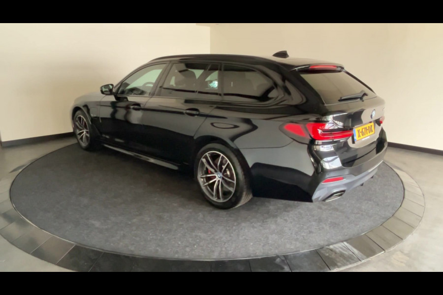 BMW 5 Serie Touring 530e Business Edition Plus | M-sport pakket | Parking pack | Connected pack professional