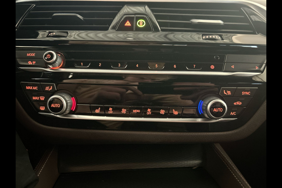 BMW 5 Serie Touring 530e Business Edition Plus | M-sport pakket | Parking pack | Connected pack professional