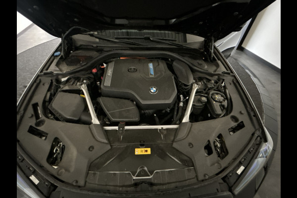 BMW 5 Serie Touring 530e Business Edition Plus | M-sport pakket | Parking pack | Connected pack professional