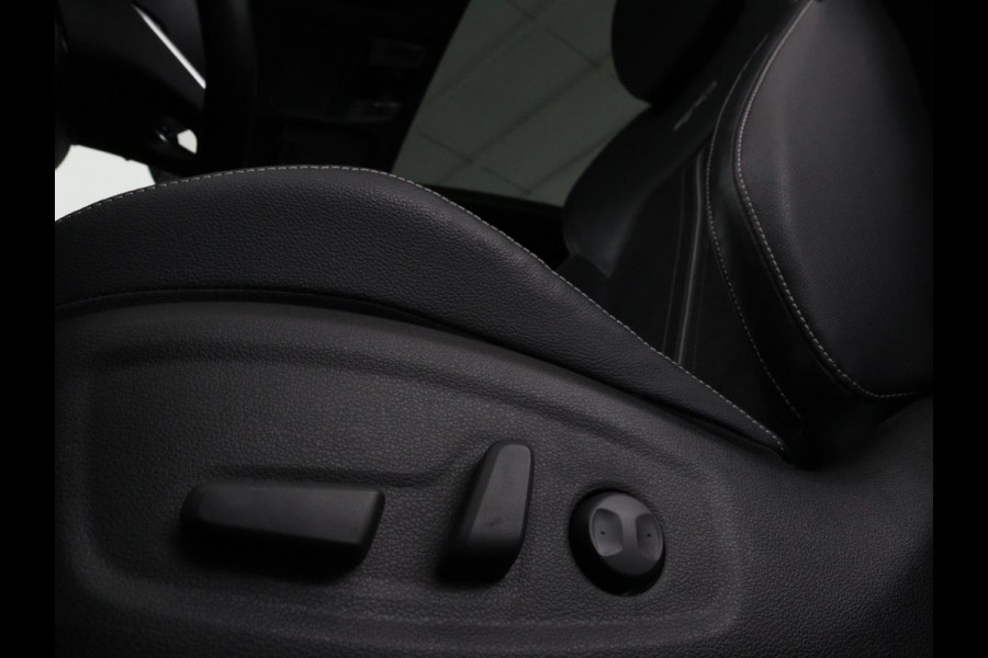Kia ProCeed 1.4 T-GDI GT-PlusLine | Panoramadak | Stoel & stuurverwarming | Camera | Carplay | Keyless | Memory | JBL