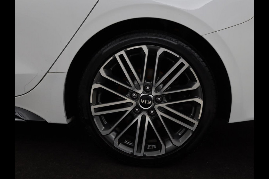 Kia ProCeed 1.4 T-GDI GT-PlusLine | Panoramadak | Stoel & stuurverwarming | Camera | Carplay | Keyless | Memory | JBL