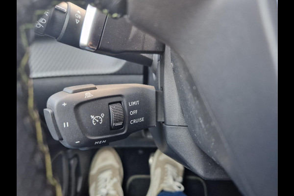 Peugeot 2008 1.2 PureTech 130 GT Line Peugeot 2008 1.2 PureTech 130 GT Line