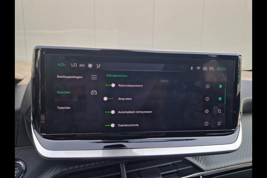 Peugeot 2008 1.2 PureTech 130 GT Line Peugeot 2008 1.2 PureTech 130 GT Line