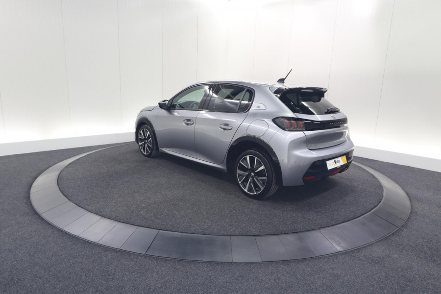 Peugeot 208 PureTech 131 EAT8 GT | Camera | Dodehoekdetectie | Navigatie | Carplay