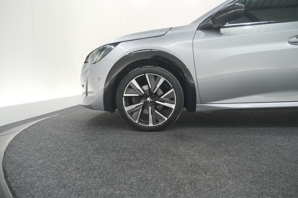 Peugeot 208 PureTech 131 EAT8 GT | Camera | Dodehoekdetectie | Navigatie | Carplay