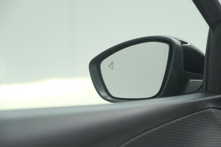 Peugeot 208 PureTech 131 EAT8 GT | Camera | Dodehoekdetectie | Navigatie | Carplay