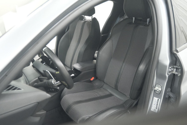 Peugeot 208 PureTech 131 EAT8 GT | Camera | Dodehoekdetectie | Navigatie | Carplay