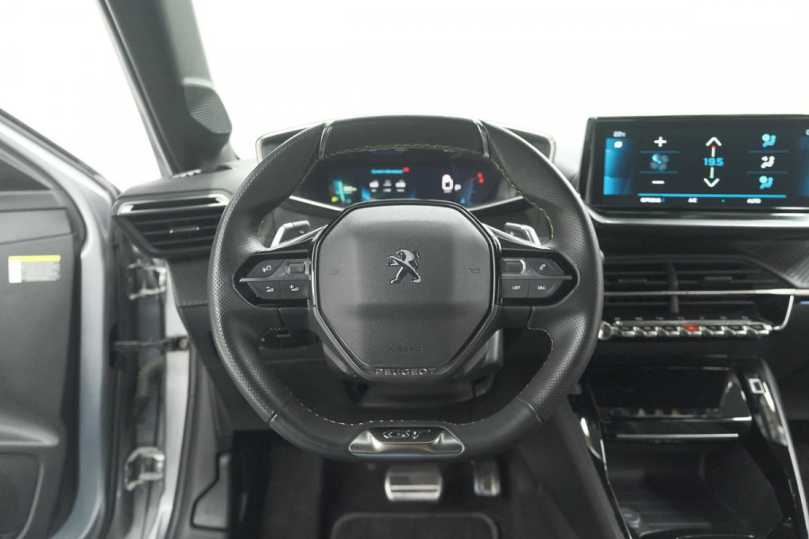 Peugeot 208 PureTech 131 EAT8 GT | Camera | Dodehoekdetectie | Navigatie | Carplay