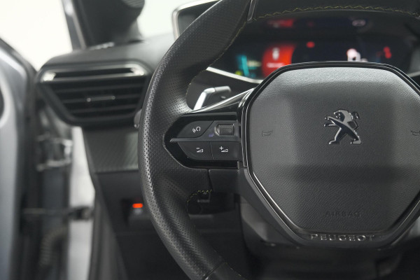 Peugeot 208 PureTech 131 EAT8 GT | Camera | Dodehoekdetectie | Navigatie | Carplay