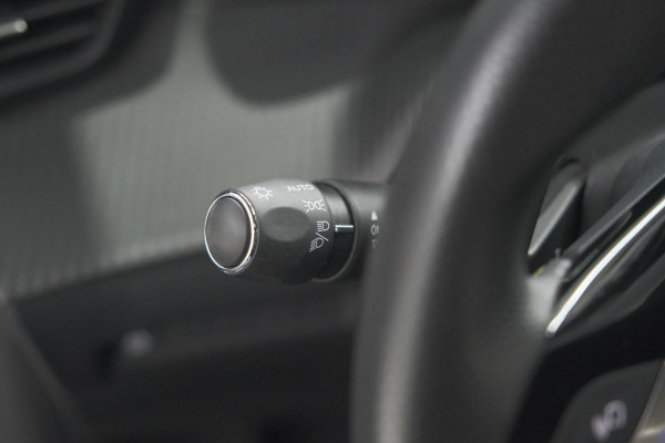 Peugeot 208 PureTech 131 EAT8 GT | Camera | Dodehoekdetectie | Navigatie | Carplay