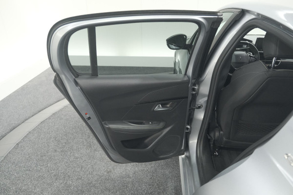 Peugeot 208 PureTech 131 EAT8 GT | Camera | Dodehoekdetectie | Navigatie | Carplay