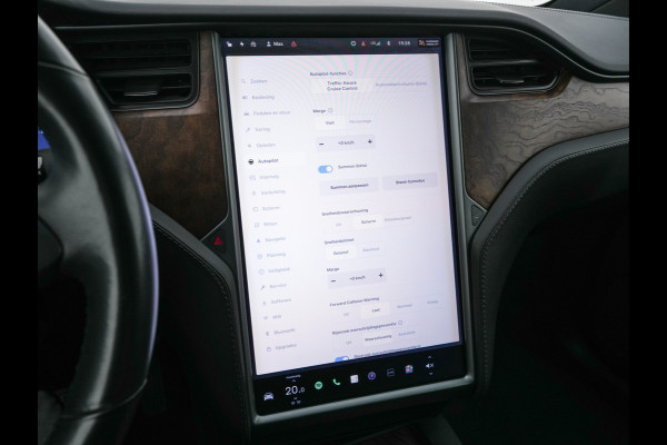 Tesla Model X 100D AWD [ 3-Fase ] (INCL-BTW) *PANO-WINDOW | AUTO-PILOT | LUXURY-LEATHER | TOWBAR | NAVI-FULLMAP | FULL-LED | AIR-SUSPENSION | DIGI-COCKPIT | KEYLESS | CAMERA | DAB+ | SPORT-SEATS | LANE-ASSIST | 20"ALU*