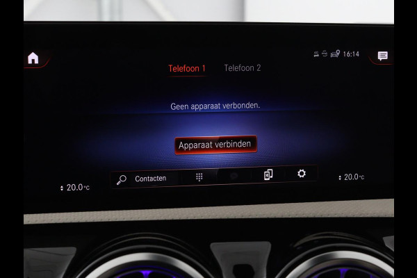 Mercedes-Benz CLA-Klasse Shooting Brake 180 Luxury Line | Camera | Leder | Sfeerverlichting | Stoelverwarming | Adaptive cruise | Navigatie | LED