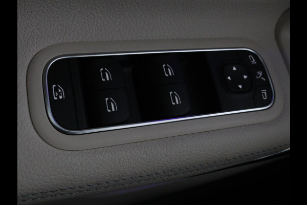 Mercedes-Benz CLA-Klasse Shooting Brake 180 Luxury Line | Camera | Leder | Sfeerverlichting | Stoelverwarming | Adaptive cruise | Navigatie | LED