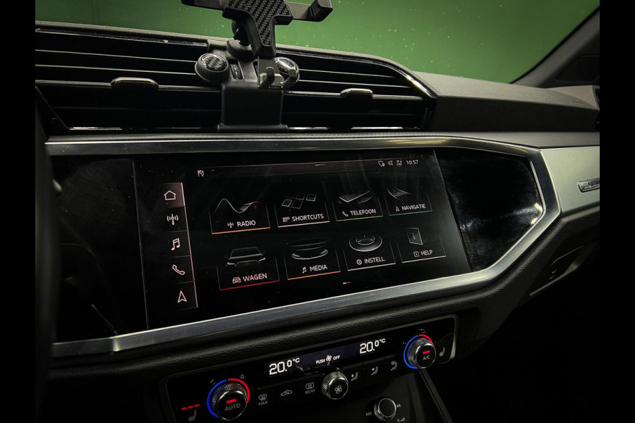 Audi Q3 35 TFSI S-Line Automaat | Lane | Led | Virtual