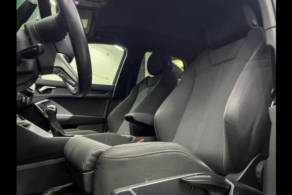 Audi Q3 35 TFSI S-Line Automaat | Lane | Led | Virtual