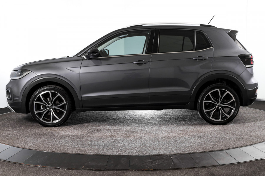 Volkswagen T-Cross 1.0 TSI Style 110 PK - Automaat | Dig. Cockpit | Adapt. Cruise | Stoelverw. | PDC |  App. Connect | ECC | LM 18" | Trekhaak |
