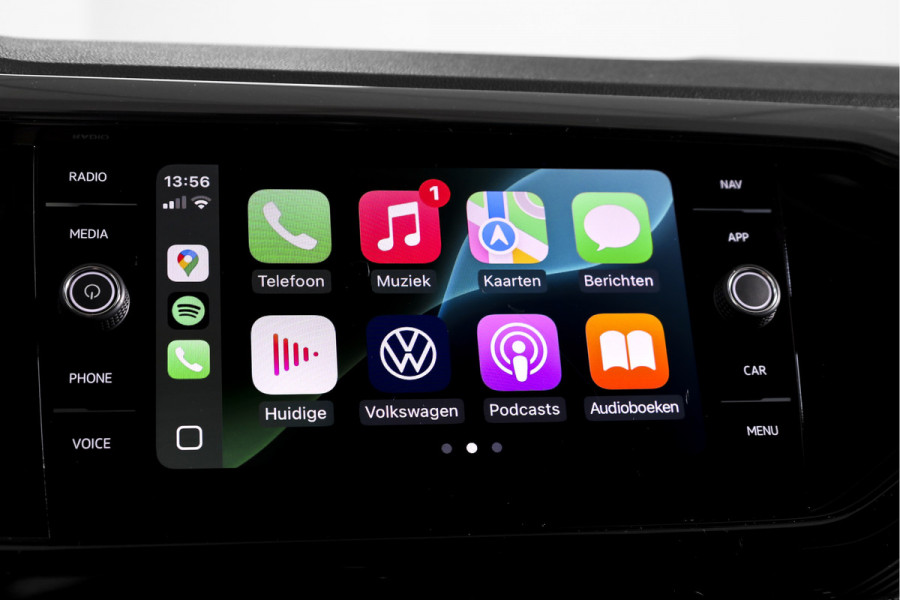 Volkswagen T-Cross 1.0 TSI Style 110 PK - Automaat | Dig. Cockpit | Adapt. Cruise | Stoelverw. | PDC |  App. Connect | ECC | LM 18" | Trekhaak |