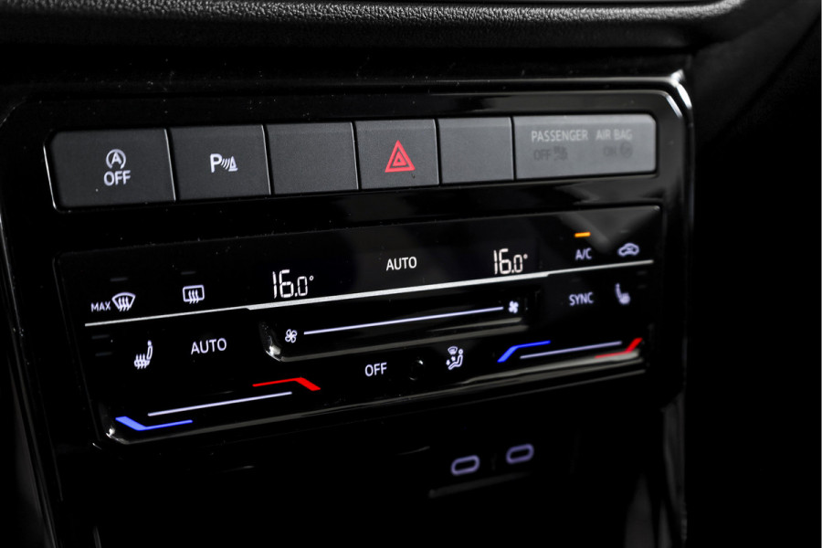 Volkswagen T-Cross 1.0 TSI Style 110 PK - Automaat | Dig. Cockpit | Adapt. Cruise | Stoelverw. | PDC |  App. Connect | ECC | LM 18" | Trekhaak |