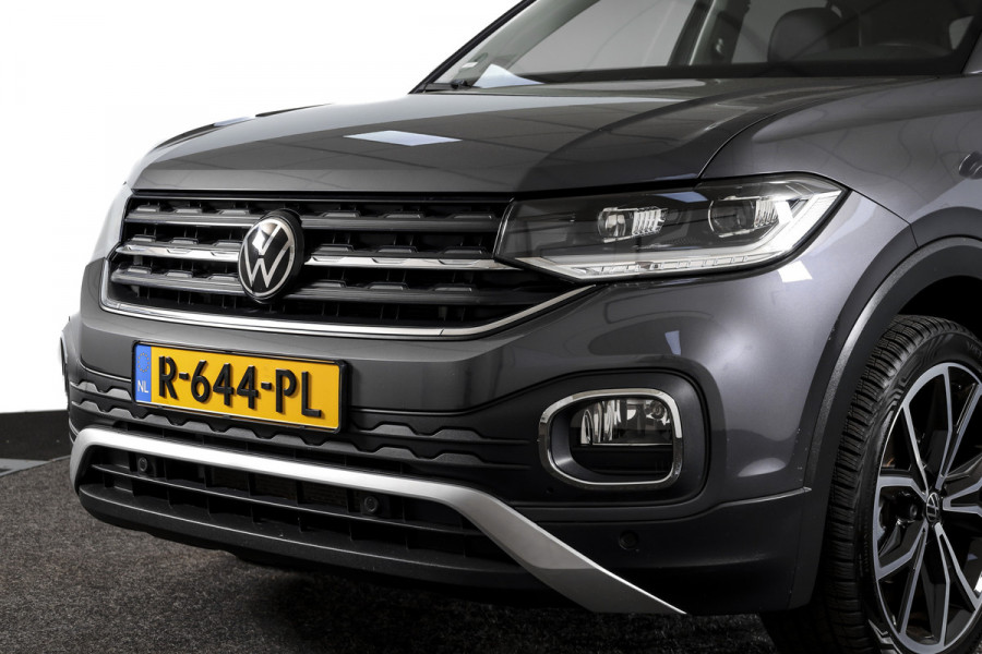 Volkswagen T-Cross 1.0 TSI Style 110 PK - Automaat | Dig. Cockpit | Adapt. Cruise | Stoelverw. | PDC |  App. Connect | ECC | LM 18" | Trekhaak |