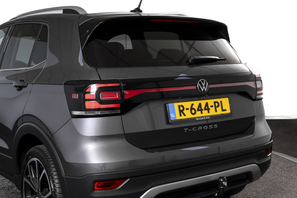 Volkswagen T-Cross 1.0 TSI Style 110 PK - Automaat | Dig. Cockpit | Adapt. Cruise | Stoelverw. | PDC |  App. Connect | ECC | LM 18" | Trekhaak |