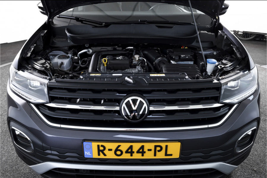Volkswagen T-Cross 1.0 TSI Style 110 PK - Automaat | Dig. Cockpit | Adapt. Cruise | Stoelverw. | PDC |  App. Connect | ECC | LM 18" | Trekhaak |