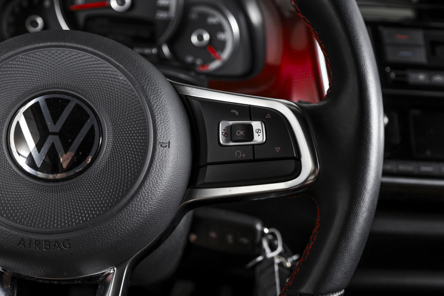 Volkswagen up! 1.0 TSI GTI 116 PK | Cruise | PDC | Camera | ECC | Beats Audio | DAB | LM 17" |