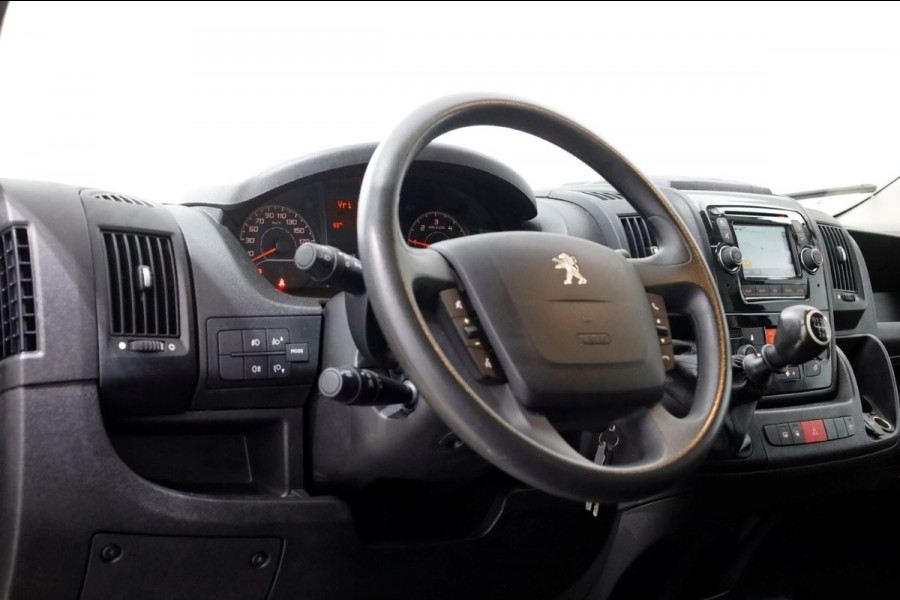 Peugeot Boxer 2.0 BlueHDI 130pk E6 L2H2 Premium Pack Airco/Camera/Navi 06-2019