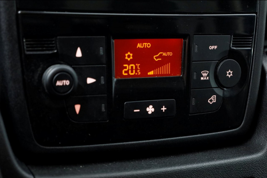 Peugeot Boxer 2.0 BlueHDI 130pk E6 L2H2 Premium Pack Airco/Camera/Navi 06-2019