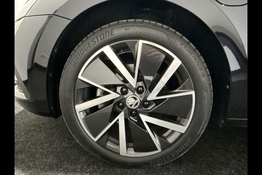 Škoda Octavia Combi 1.4 TSI RS iV PHEV Business | Panoramadak | Stoelverwarming