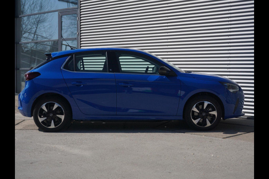 Opel CORSA-E 50kWh Level 3 11kW 3 fase | Navi Pro 10" scherm | Premium pakket | Winterpakket | Achteruitrijcamera | Bluetooth