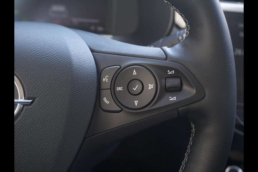 Opel CORSA-E 50kWh Level 3 11kW 3 fase | Navi Pro 10" scherm | Premium pakket | Winterpakket | Achteruitrijcamera | Bluetooth