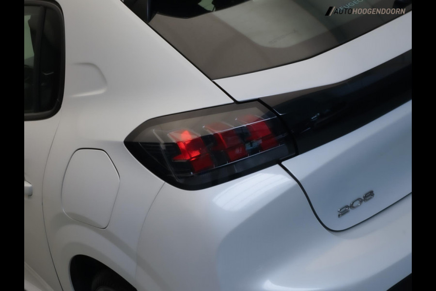 Peugeot 208 1.2 PureTech Sport (APPLE CARPLAY,NAVIGATIE,LED VERLICHTING,PARKEERSENSOR,SPORTSTOELEN,CRUISE,NIEUWE APK,TOPCONDITIE)