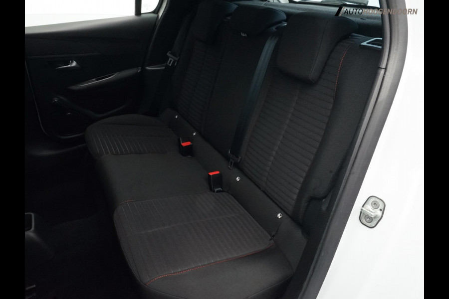 Peugeot 208 1.2 PureTech Sport (APPLE CARPLAY,NAVIGATIE,LED VERLICHTING,PARKEERSENSOR,SPORTSTOELEN,CRUISE,NIEUWE APK,TOPCONDITIE)