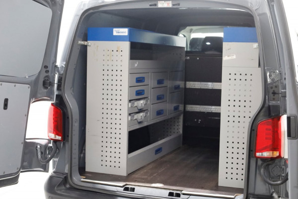 Volkswagen Transporter T6.1 2.0 TDI 110pk Lang D.C. Comfortline Airco/Navi/Inrichting 08-2021