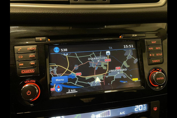 Nissan QASHQAI 1.2 / Lees tekst / Aut / Navi / Stoelverwarming