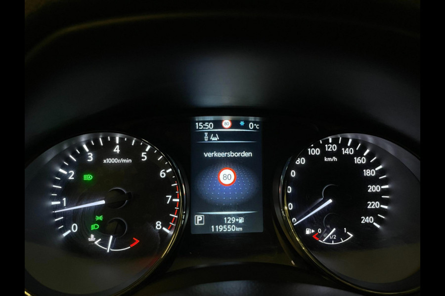 Nissan QASHQAI 1.2 / Lees tekst / Aut / Navi / Stoelverwarming