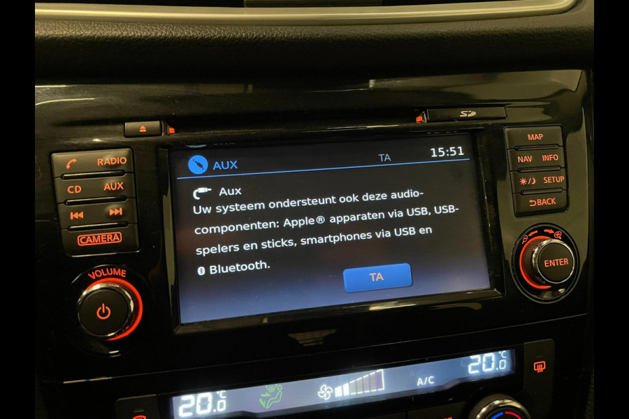 Nissan QASHQAI 1.2 / Lees tekst / Aut / Navi / Stoelverwarming