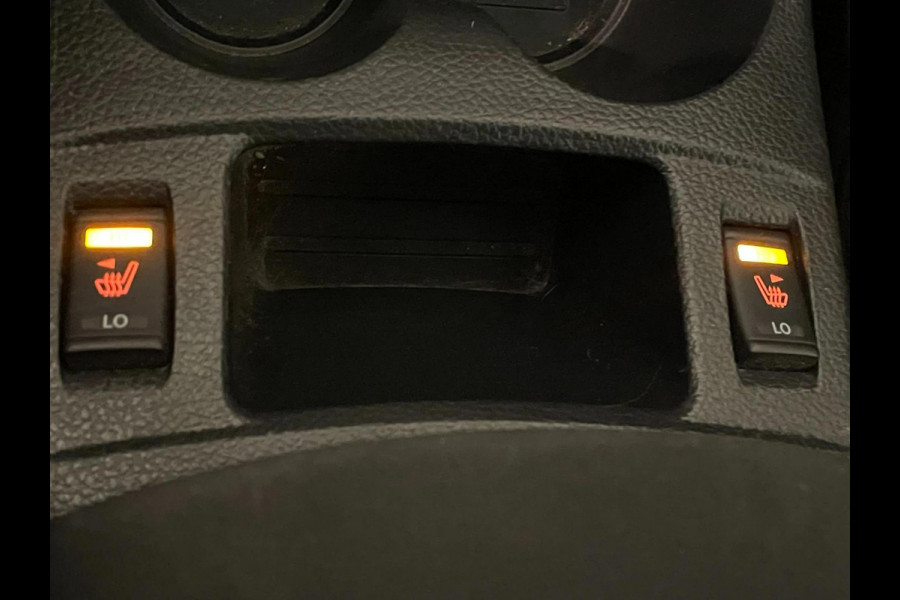 Nissan QASHQAI 1.2 / Lees tekst / Aut / Navi / Stoelverwarming