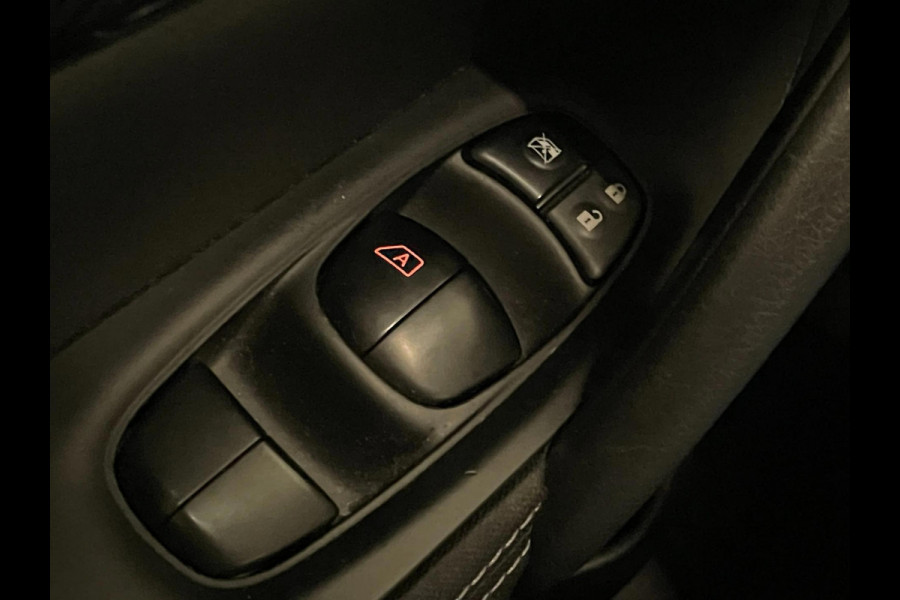 Nissan QASHQAI 1.2 / Lees tekst / Aut / Navi / Stoelverwarming